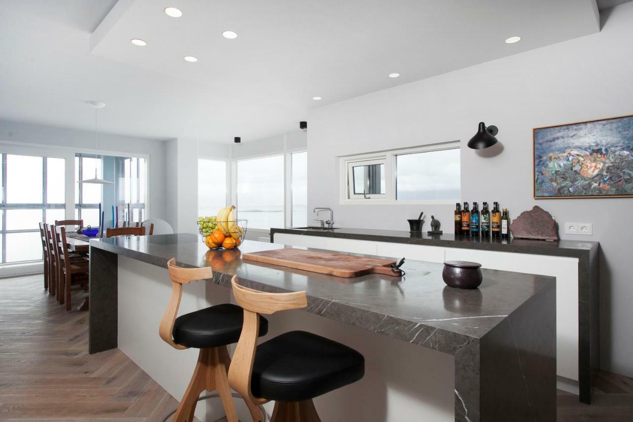 Ocean View Luxury Apartment In Central Reikiavik Exterior foto